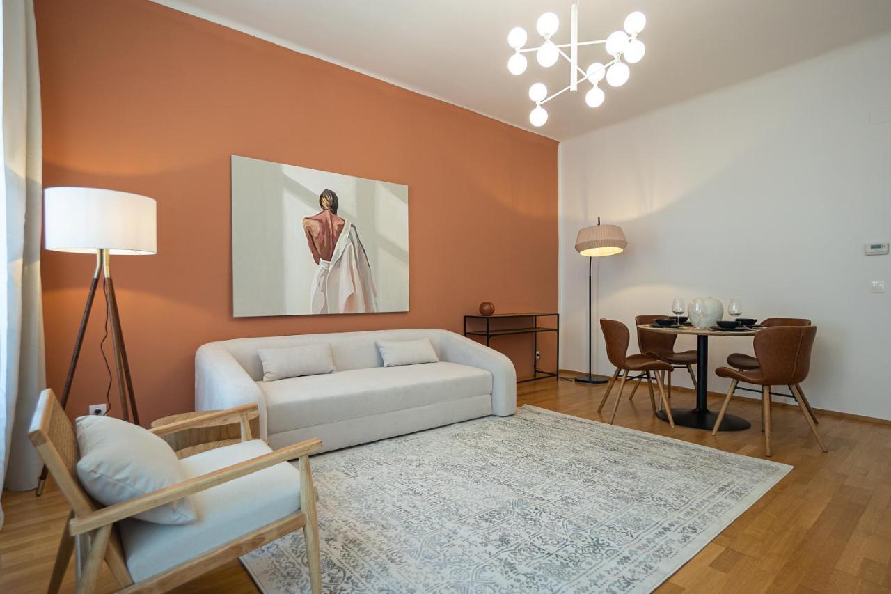 Bright 3-Room Apartment With A King-Size Bed Вена Экстерьер фото