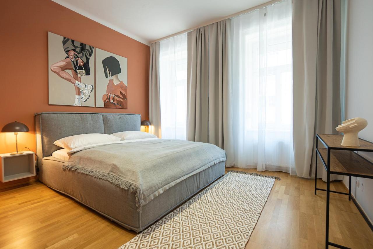 Bright 3-Room Apartment With A King-Size Bed Вена Экстерьер фото